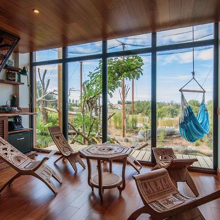 Parrot World - Les Lodges Crecy-la-Chapelle Exterior foto